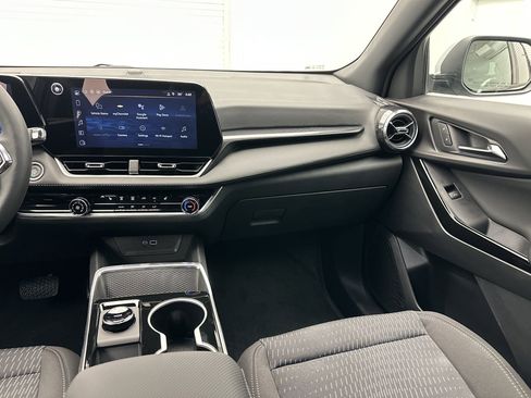 New 2026 Chevrolet Equinox LT AWD/4WD image 27