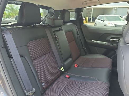 Used 2025 Nissan Kicks SR FWD image 39