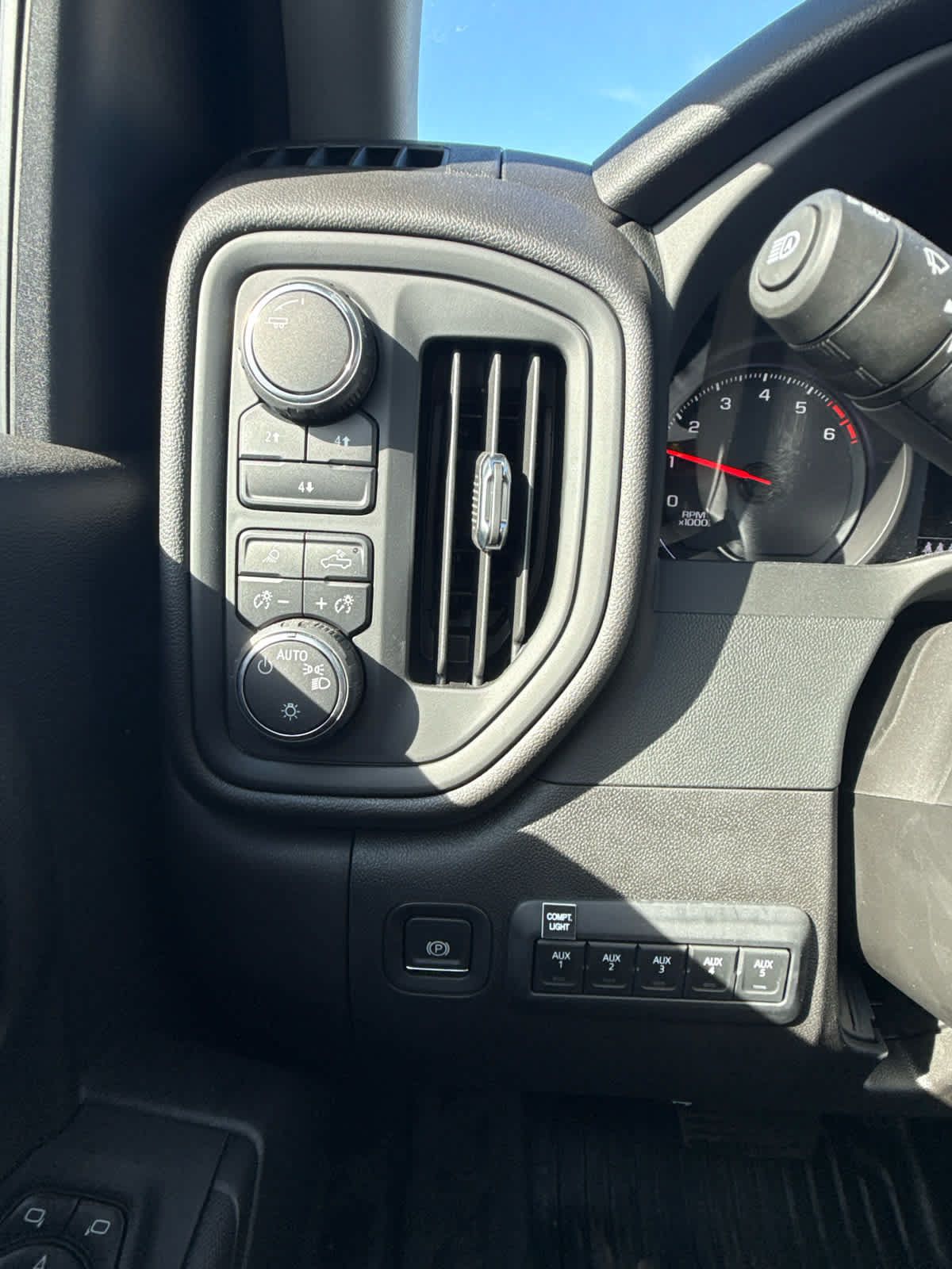 Used 2024 Chevrolet Silverado 3500 W/T w/ WT Convenience Package AWD/4WD image 88