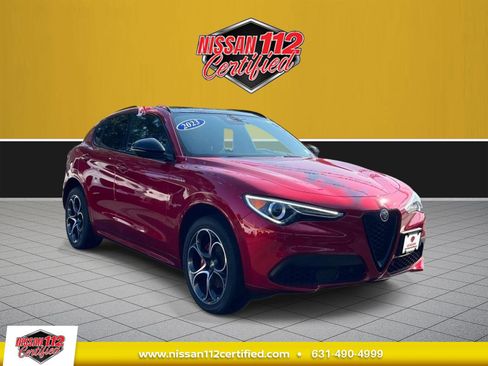 Used 2023 Alfa Romeo Stelvio Veloce AWD/4WD image 1