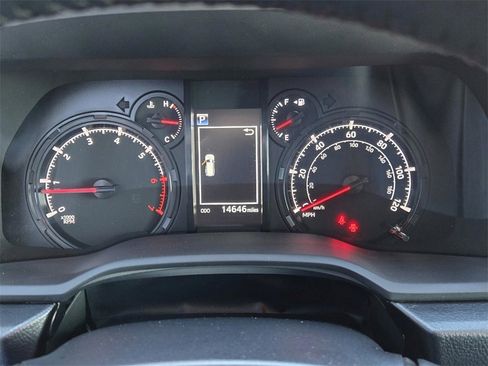 Used 2024 Toyota 4Runner SR5 Premium image 24