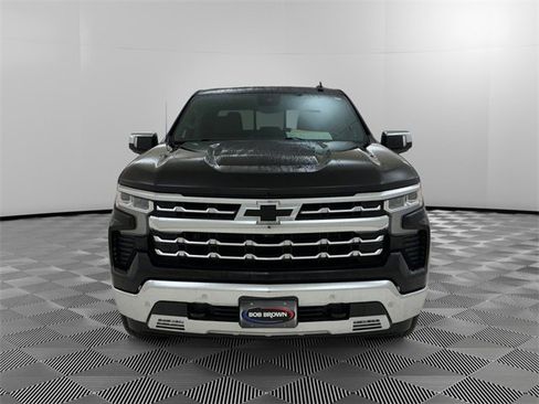 Used 2022 Chevrolet Silverado 1500 LTZ w/ LTZ Premium Package image 8
