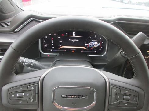 New 2026 GMC Sierra 2500 Denali Ultimate image 17