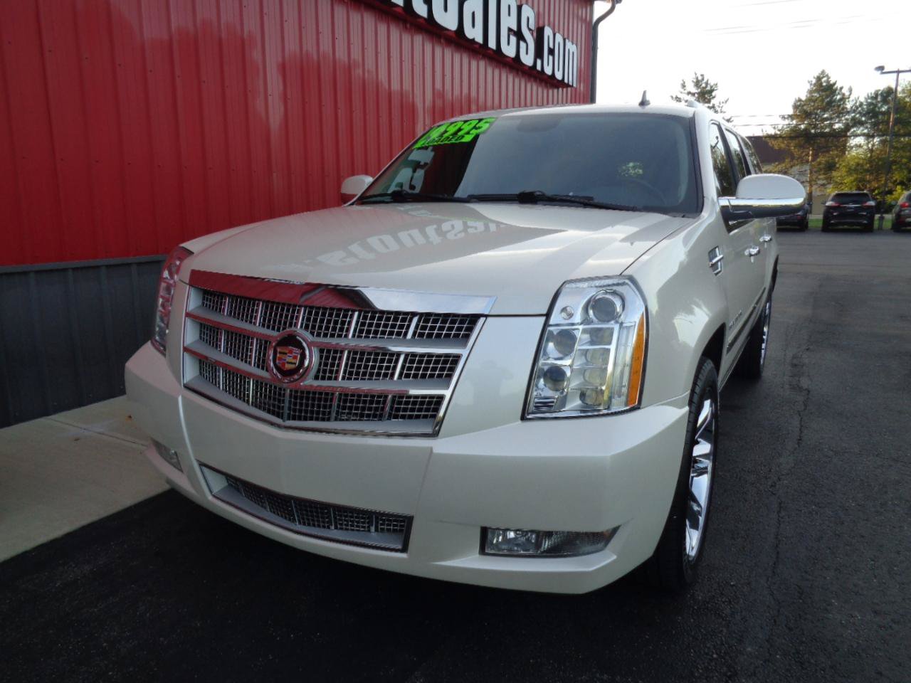 Used 2013 Cadillac Escalade ESV Platinum AWD/4WD image 1