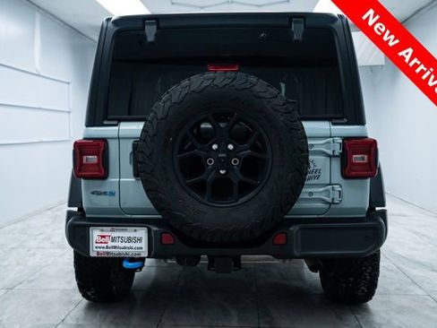 Used 2024 Jeep Wrangler Unlimited image 8