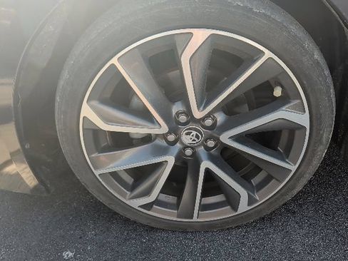 Used 2021 Toyota Corolla XSE FWD image 7