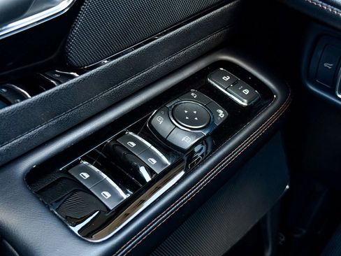 Certified 2022 Lincoln Aviator AWD w/ Elements Package image 33