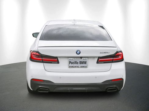 Certified 2023 BMW 530e w/ M Sport Package image 5