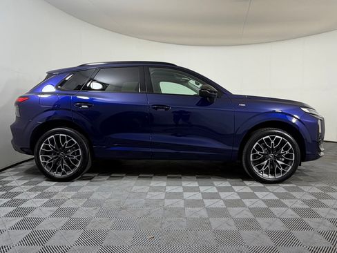New 2026 Audi Q3 quattro 2.0T AWD/4WD image 8