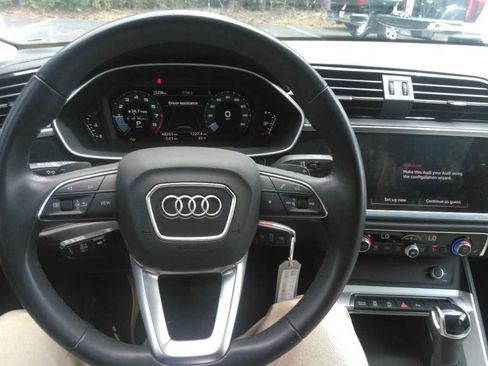 Used 2025 Audi Q3 2.0T Premium AWD/4WD image 3