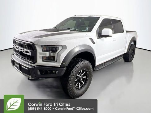Used 2018 Ford F150 Raptor w/ Equipment Group 802A Luxury image 5