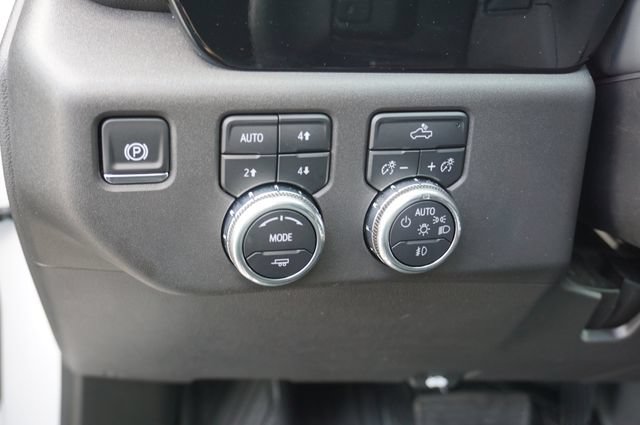 Used 2025 GMC Sierra 1500 Elevation w/ LPO, Elevation Black Package AWD/4WD image 30