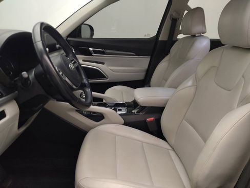 Used 2020 Kia Telluride S w/ S 8 Passenger Seating Package FWD image 17