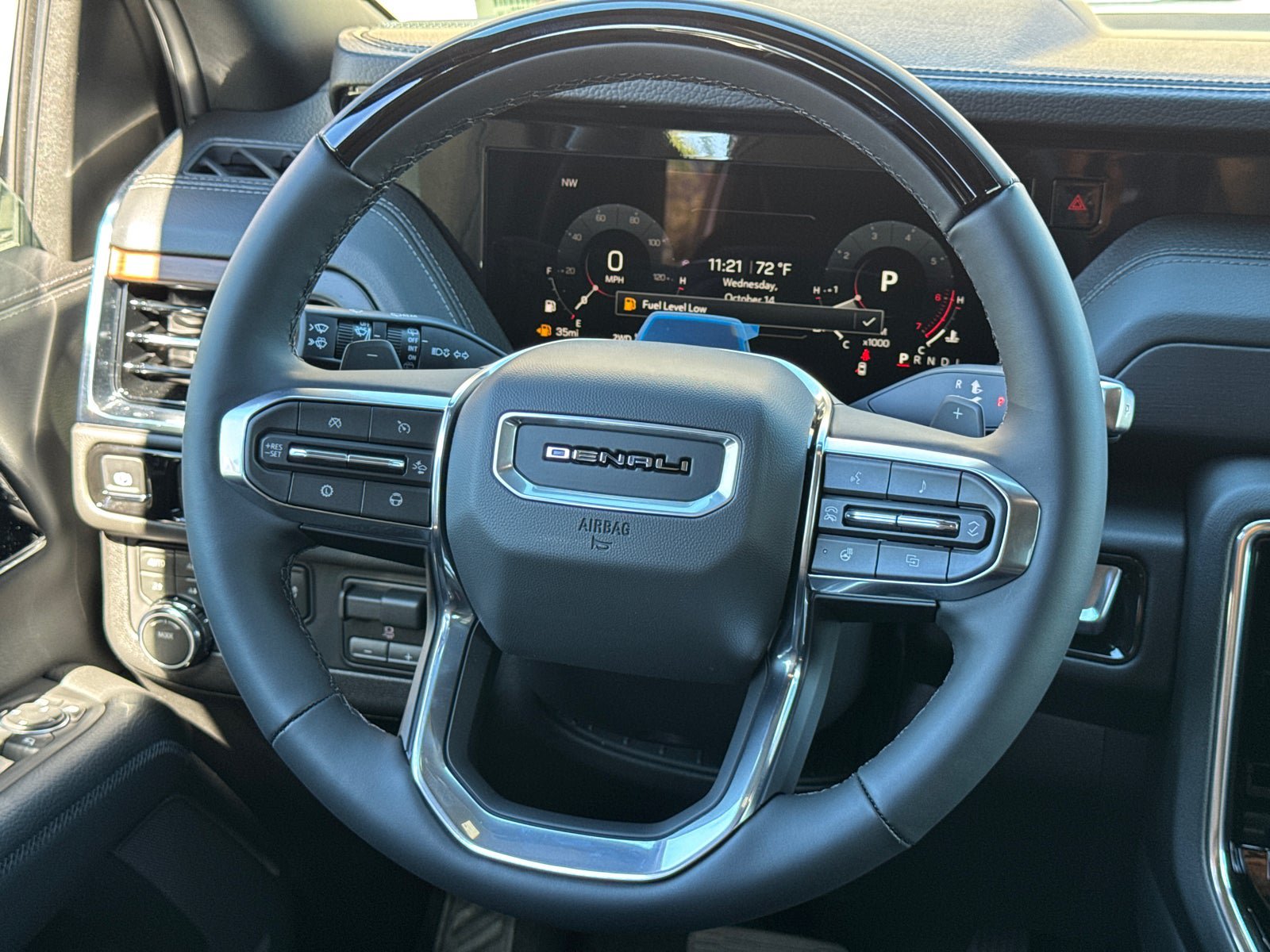 New 2027 GMC Yukon Denali w/ Denali Reserve Package AWD/4WD image 30