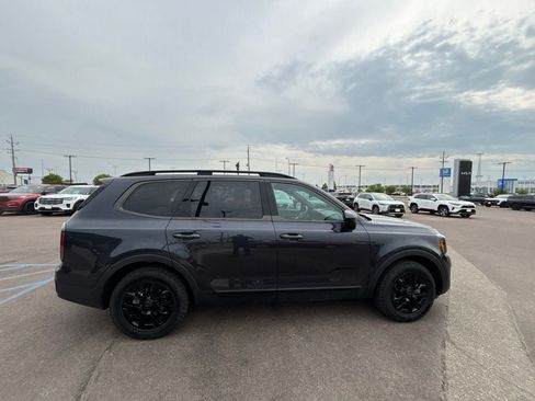 Used 2025 Kia Telluride SX Prestige X-Pro AWD/4WD image 4