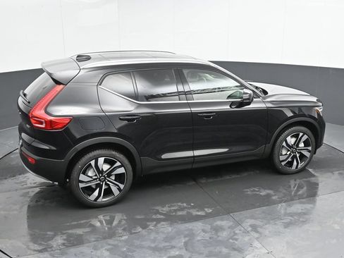 Used 2025 Volvo XC40 B5 Ultra w/ Climate Package AWD/4WD image 37