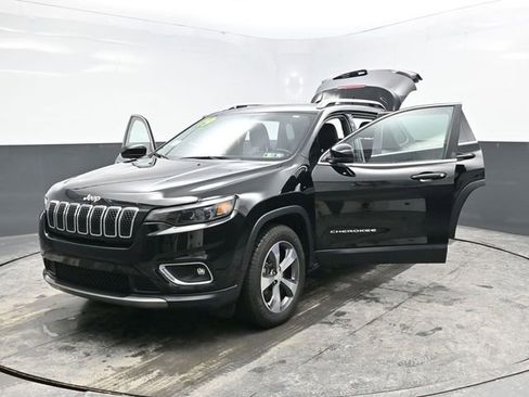 Used 2019 Jeep Cherokee Limited image 36