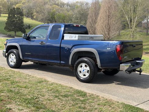 Used 2004 Chevrolet Colorado LS image 5