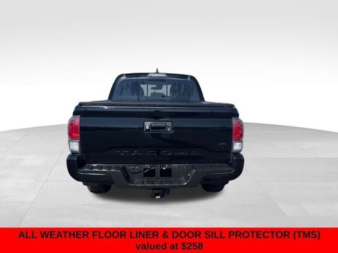 Used 2023 Toyota Tacoma TRD Sport AWD/4WD image 4