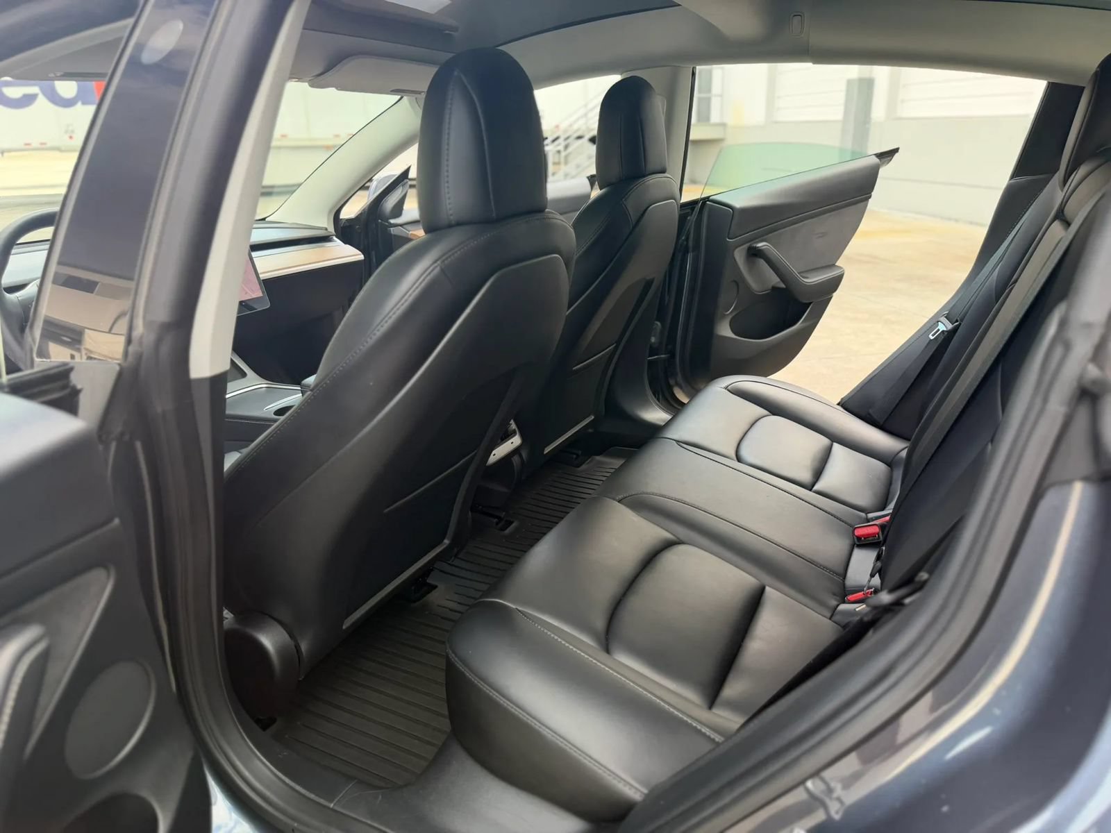 Used 2022 Tesla Model 3 Long Range AWD/4WD image 18