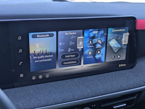 New 2026 Nissan Kicks SV image 15