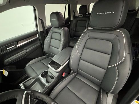 New 2026 GMC Terrain Denali w/ LPO, Floor Liner Package image 20