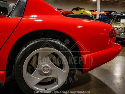 Used 1994 Dodge Viper RT/10 image 42