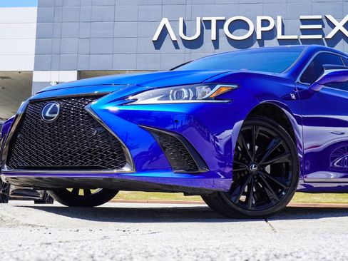 Used 2022 Lexus ES 350 F Sport w/ Accessory Package 2 FWD image 2