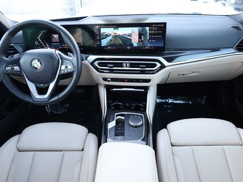 Used 2023 BMW 330i xDrive Sedan w/ Premium Package image 15