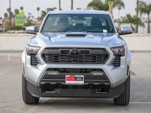 New 2026 Toyota Tacoma TRD Sport AWD/4WD image 3