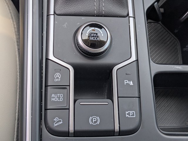 Used 2025 Kia Sorento S w/ Panoramic Sunroof Package FWD image 16