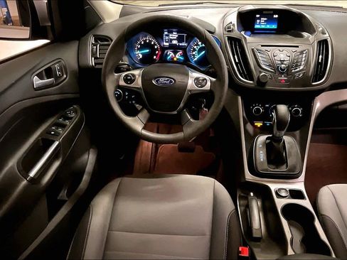 Used 2016 Ford Escape SE image 6