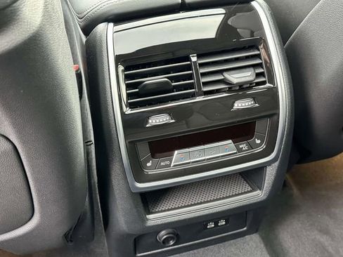 Certified 2024 BMW X5 M60i w/ Climate Comfort Package image 18