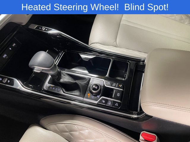 Used 2023 Kia Sorento SX AWD/4WD image 17