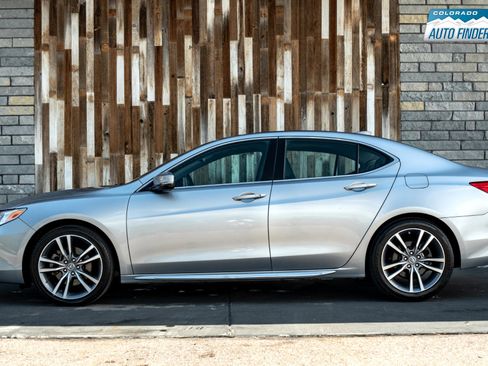 Used 2019 Acura TLX SH-AWD image 3