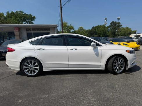 Used 2018 Ford Fusion Platinum FWD image 2