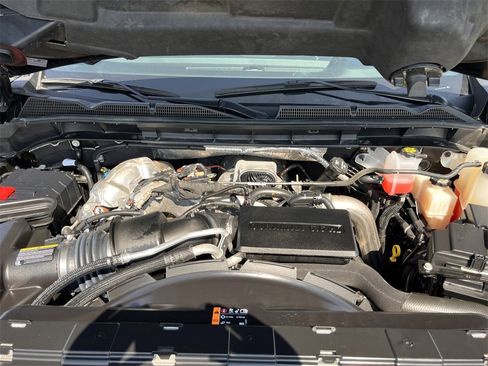 Used 2024 GMC Sierra 3500 Denali Ultimate image 18