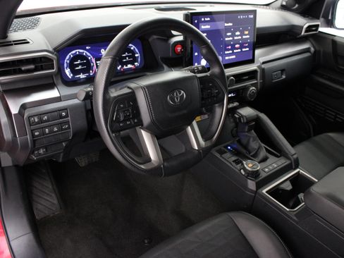 Used 2025 Toyota 4Runner TRD Off-Road Premium w/ Tow Technology Package AWD/4WD image 13