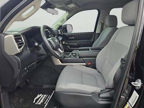 Used 2024 Toyota Tundra SR5 w/ SR5 Convenience Package AWD/4WD image 28