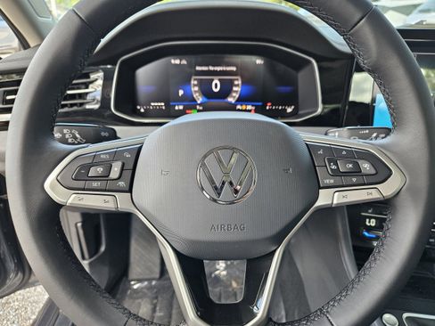 New 2025 Volkswagen Jetta SE image 32