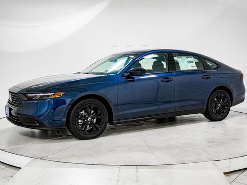 New 2025 Honda Accord SE image 4