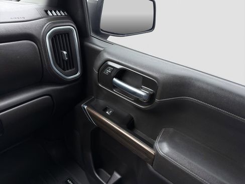 Used 2022 Chevrolet Silverado 1500 LT AWD/4WD image 27