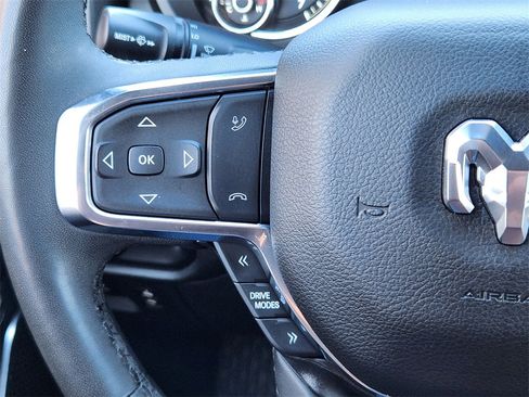 Used 2025 RAM 1500 Laramie image 19