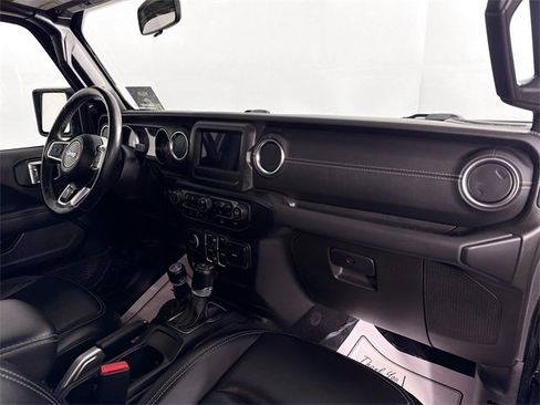 Used 2021 Jeep Wrangler Unlimited Sahara w/ Dual Top Group image 28
