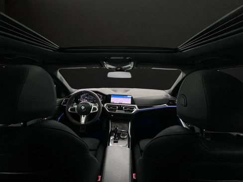 Used 2021 BMW 330i xDrive Sedan w/ M Sport Package image 11