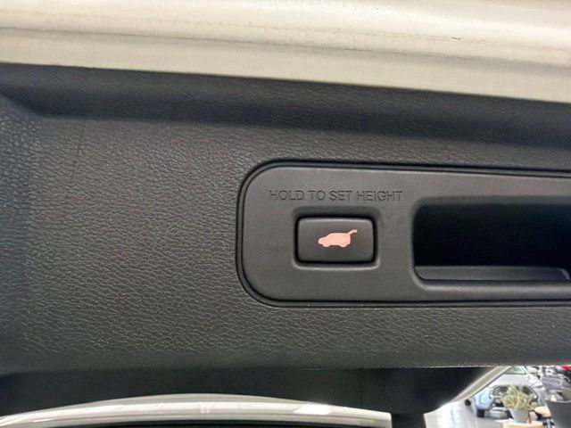 Used 2025 Honda Odyssey Touring image 15