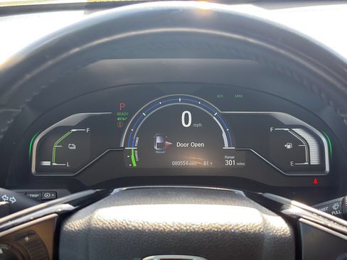 Used 2018 Honda Clarity Touring image 12