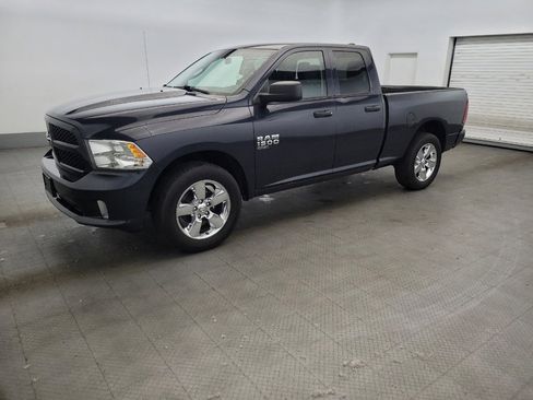 Used 2019 RAM 1500 Express w/ Express Value Package AWD/4WD image 2