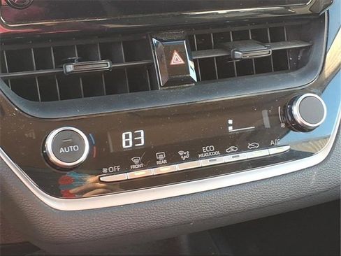 Used 2023 Toyota Corolla LE image 10