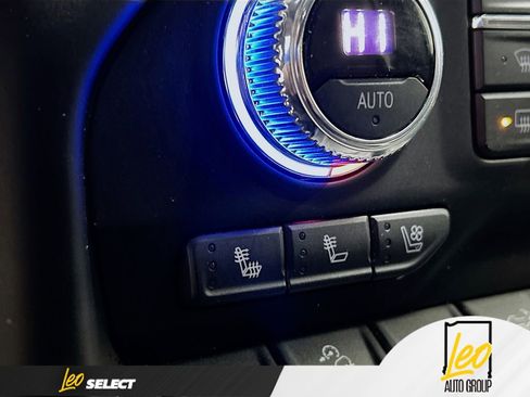 Used 2021 GMC Sierra 1500 AT4 image 19